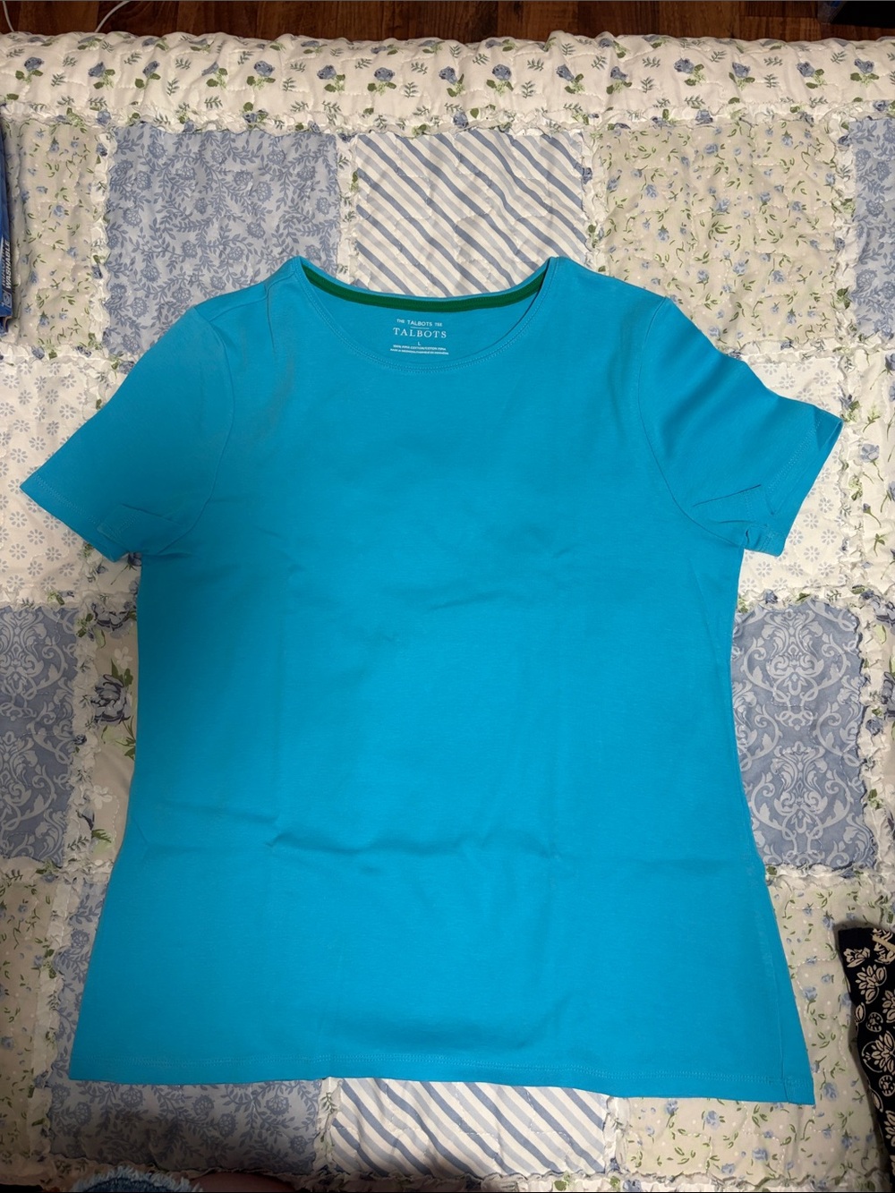 Talbots Short Sleeve Crewneck Tee in Turquoise Blue